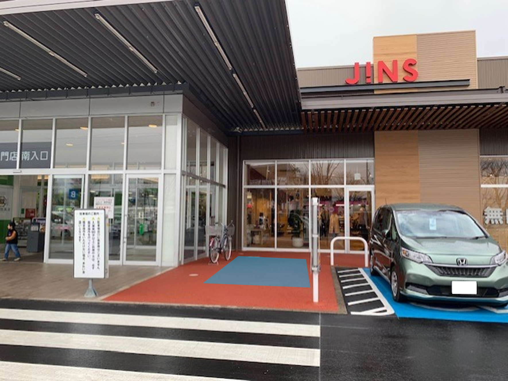 【イオンタウン東習志野】キッチンカー出店に最適な出入口横の屋外イベントスペース