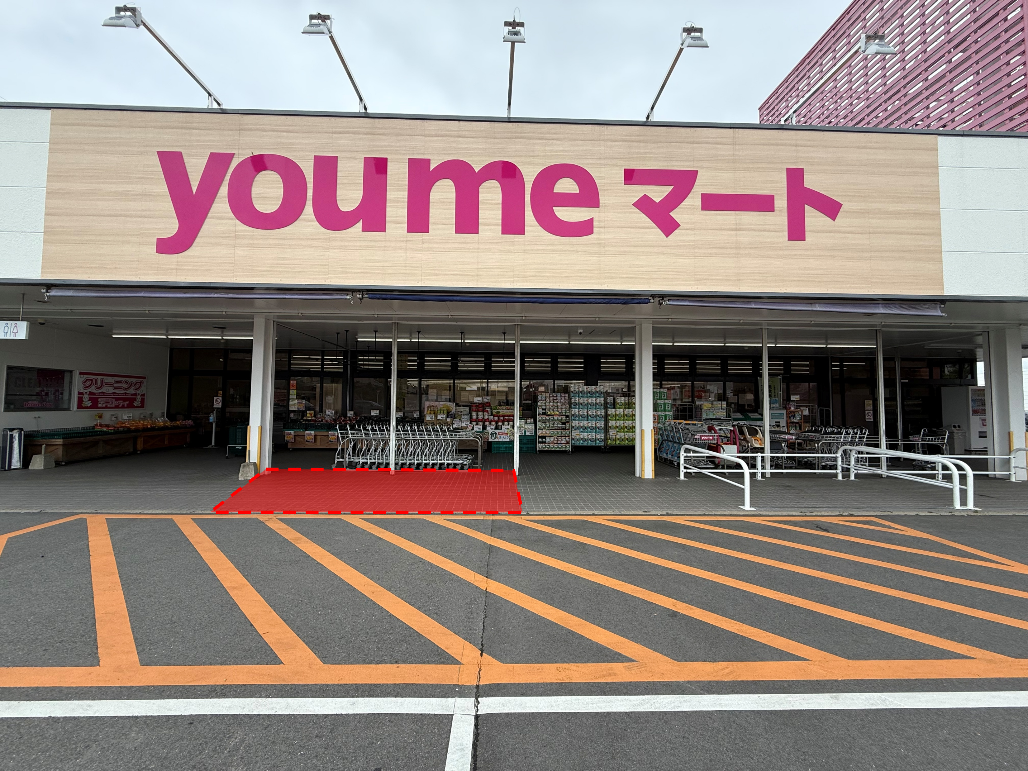 【ゆめマート 上津】屋外軒先　キッチンカーや物販におすすめな催事イベントスペース