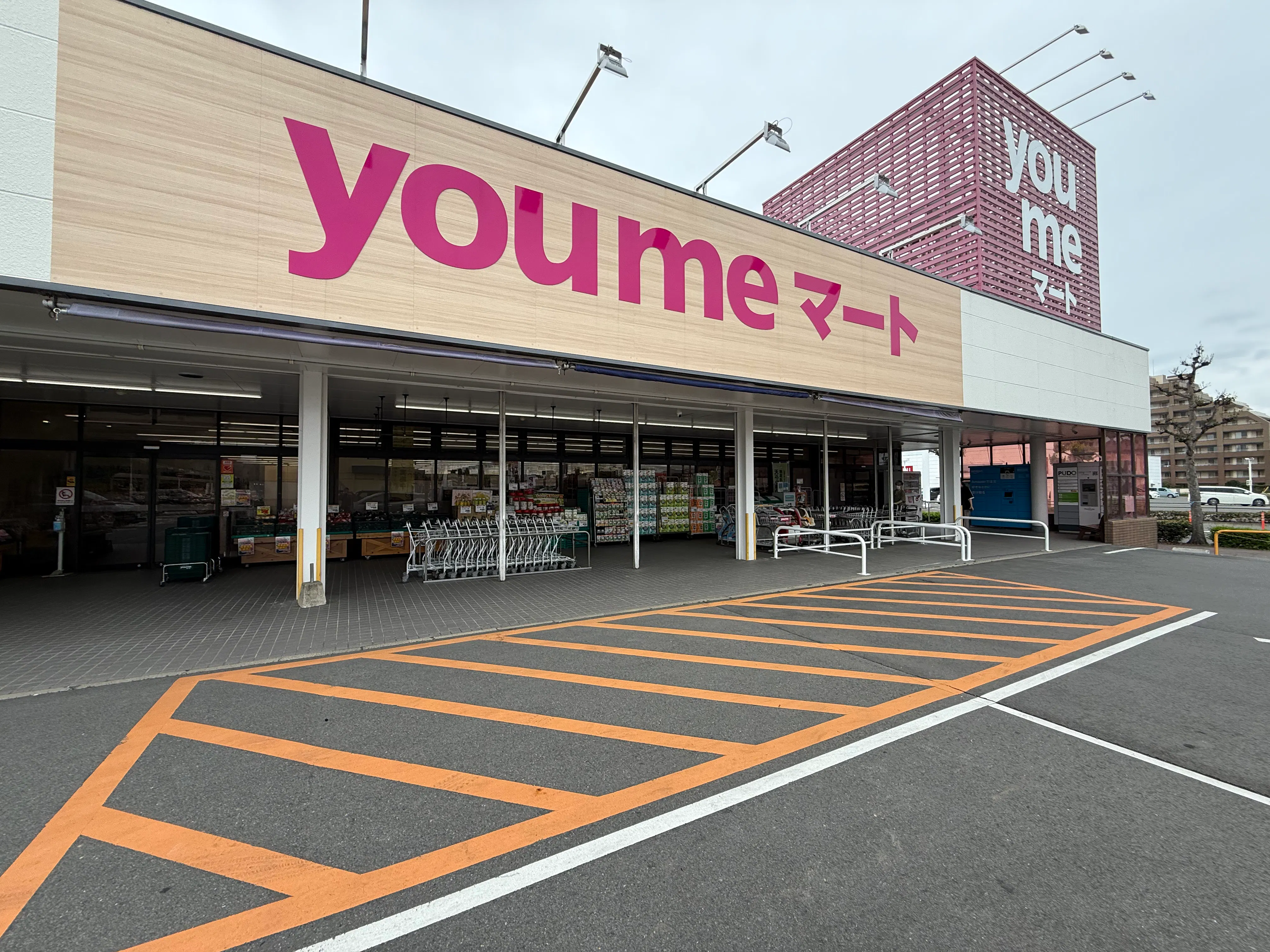 【ゆめマート 上津】屋外軒先 キッチンカーや物販におすすめな催事イベントスペース