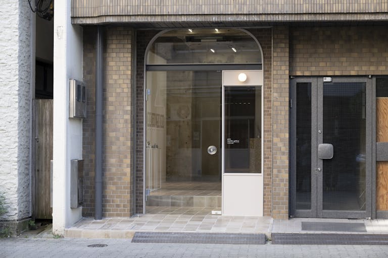 【新御徒町駅4分】個展やグループ展等のアート展やアパレルのポップアップストア、展示販売会に最適な視認性の良い路面のギャラリースペースの画像8