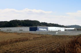 【スーパーセンタートライアル雲南店】平日歓迎 食物販の出店が可能な屋外スペース(キッチンカー・テント)