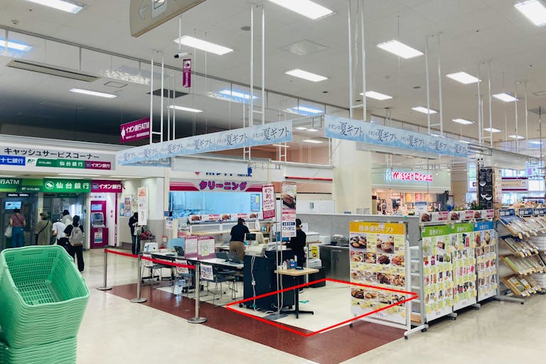 【イオン仙台幸町店】物販や食物販、各種プロモーションイベントに最適な施設1階エスカレーター前にある視認性の良いイベントスペースの画像3