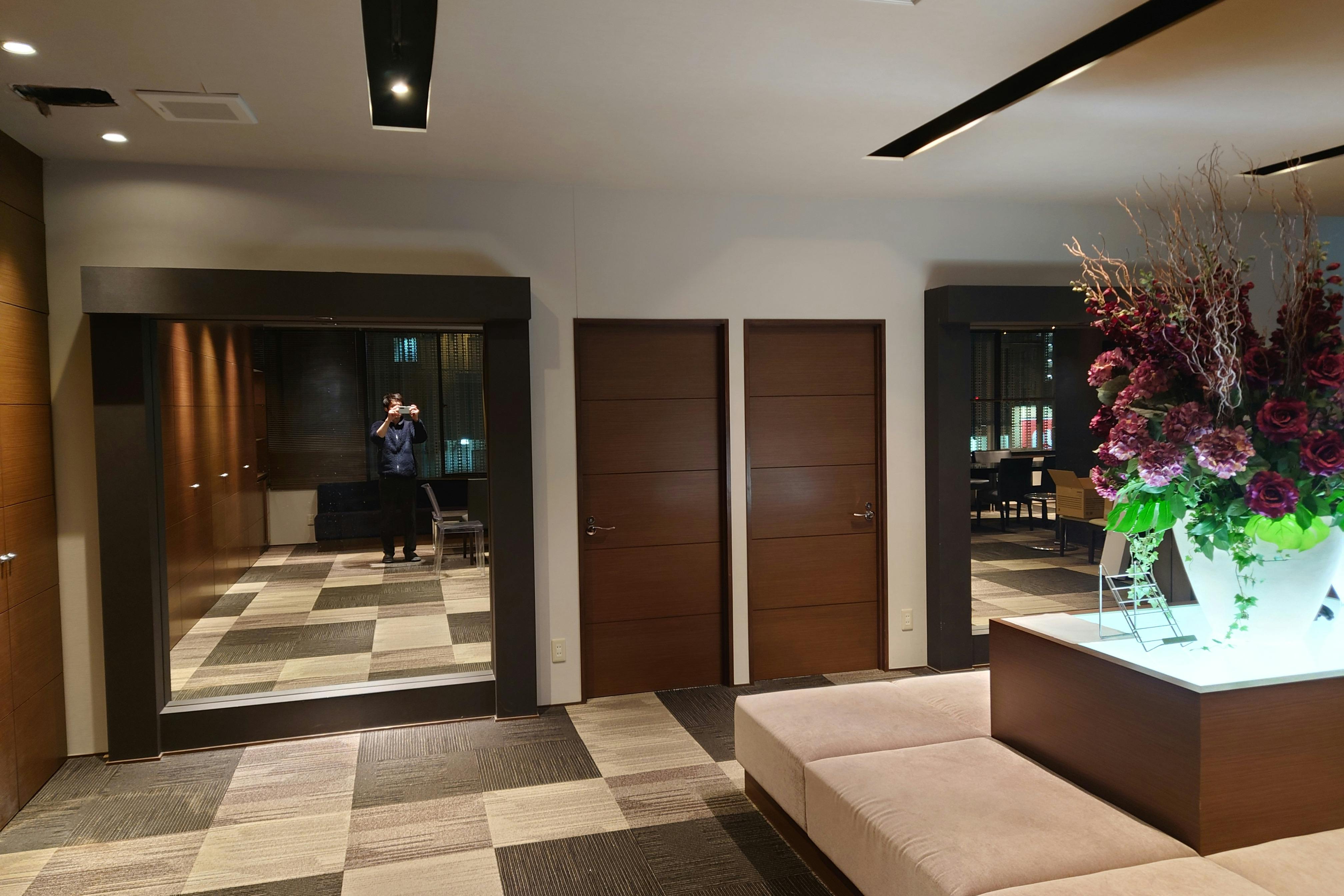 【新栄町駅5分】ポップアップストアや個展に活用できるレストラン併設のイベントスペース(3F)