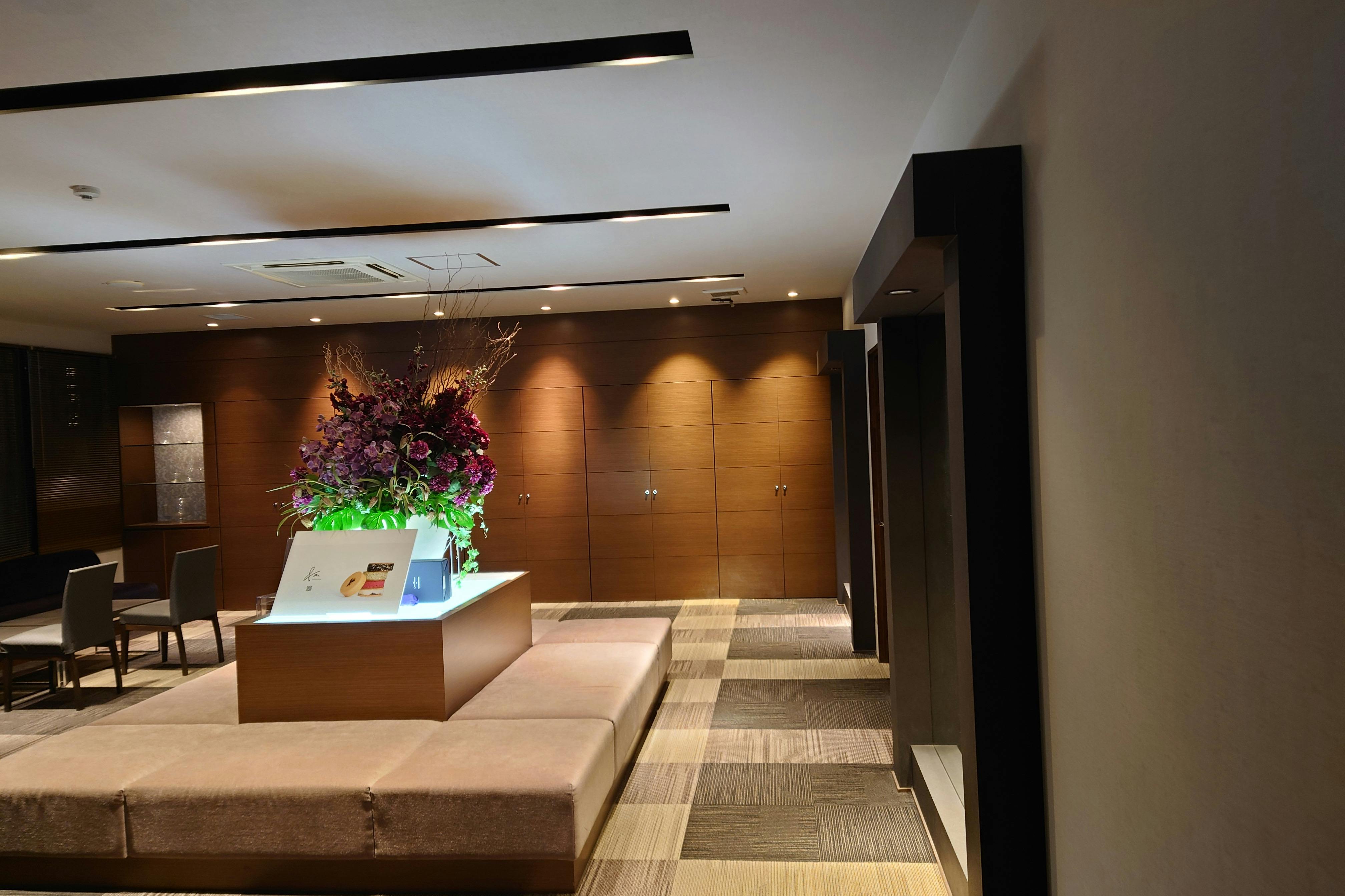 【新栄町駅5分】ポップアップストアや個展に活用できるレストラン併設のイベントスペース(3F)