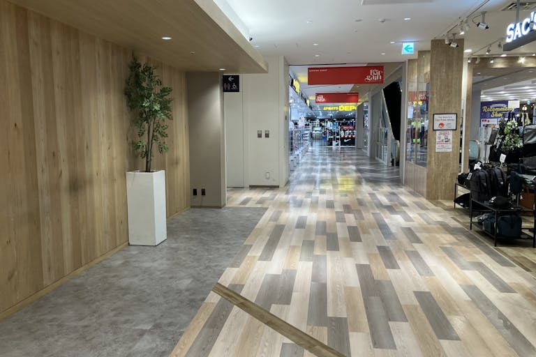 【KAMEIDO CLOCK】2階共用部 物販、食物販のポップアップストアや販促プロモーションに最適な催事イベントスペースの画像2