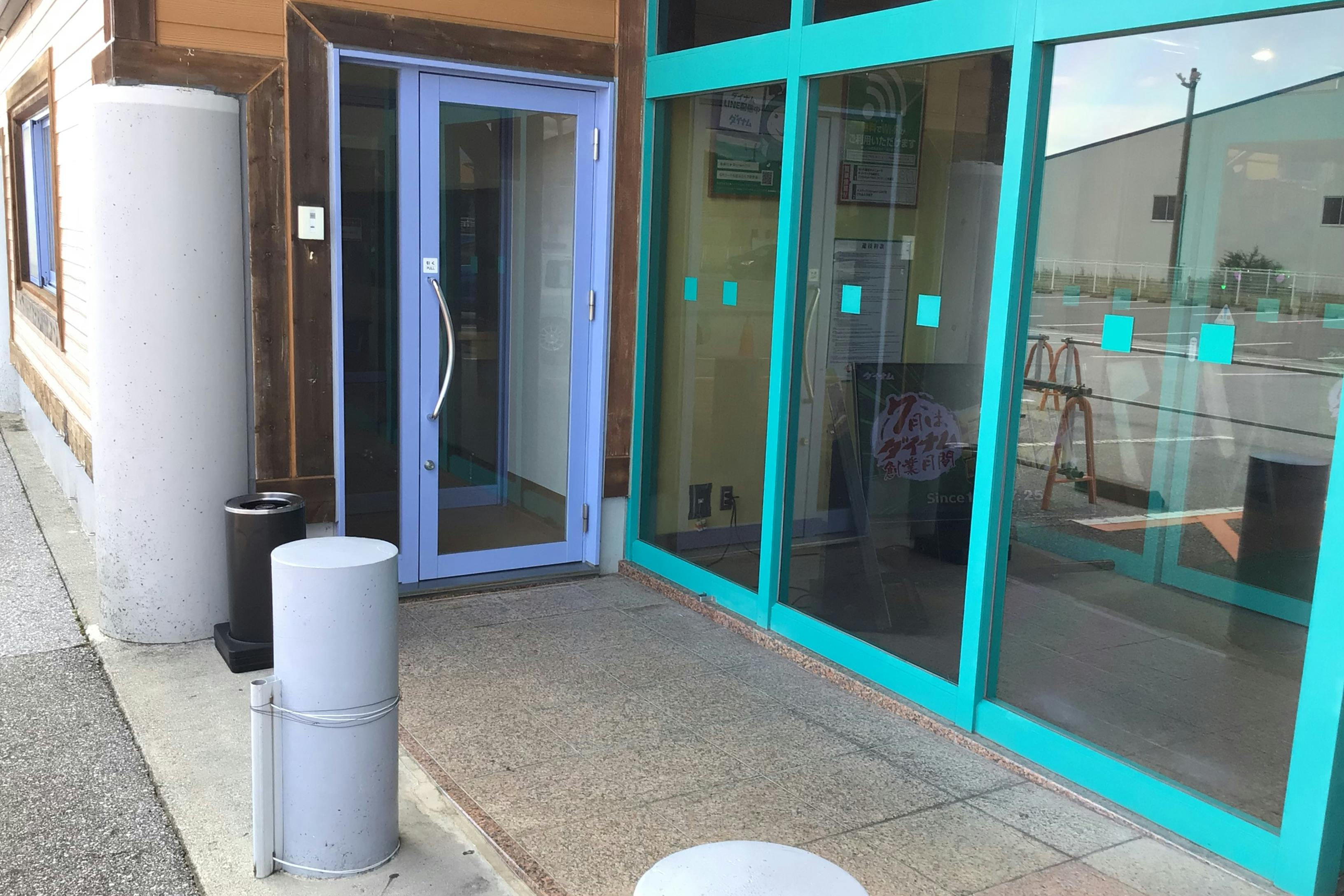 【ダイナム滋賀湖北店】キッチンカーや各種プロモーションイベントでの出店に最適なアミューズメント施設のイベントスペース