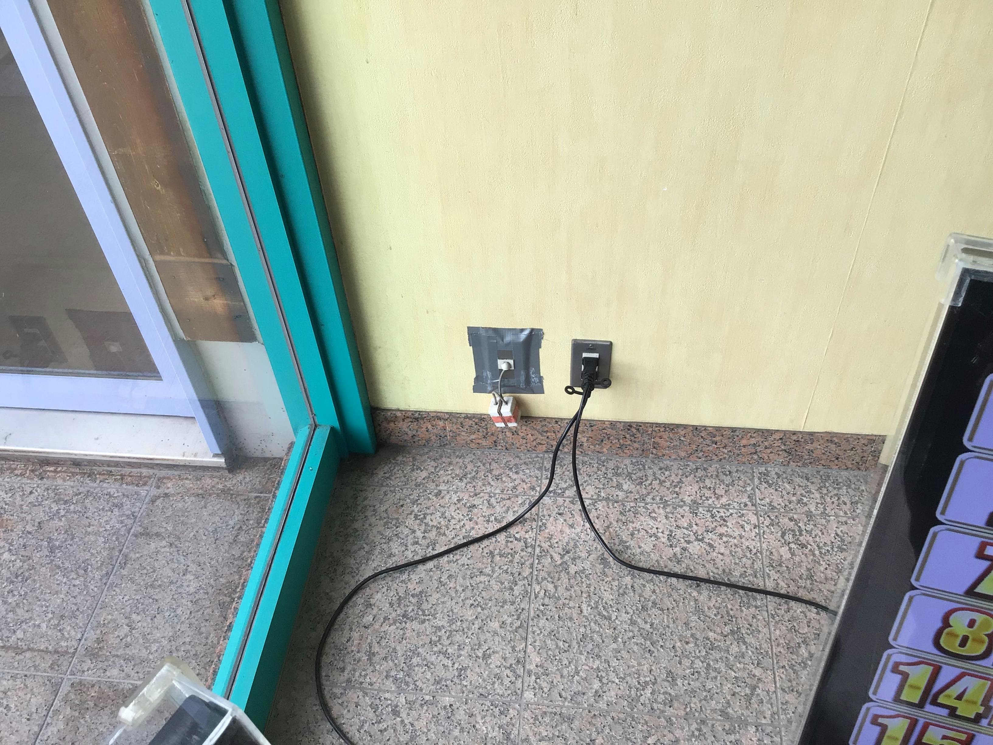 【ダイナム滋賀湖北店】キッチンカーや各種プロモーションイベントでの出店に最適なアミューズメント施設のイベントスペース