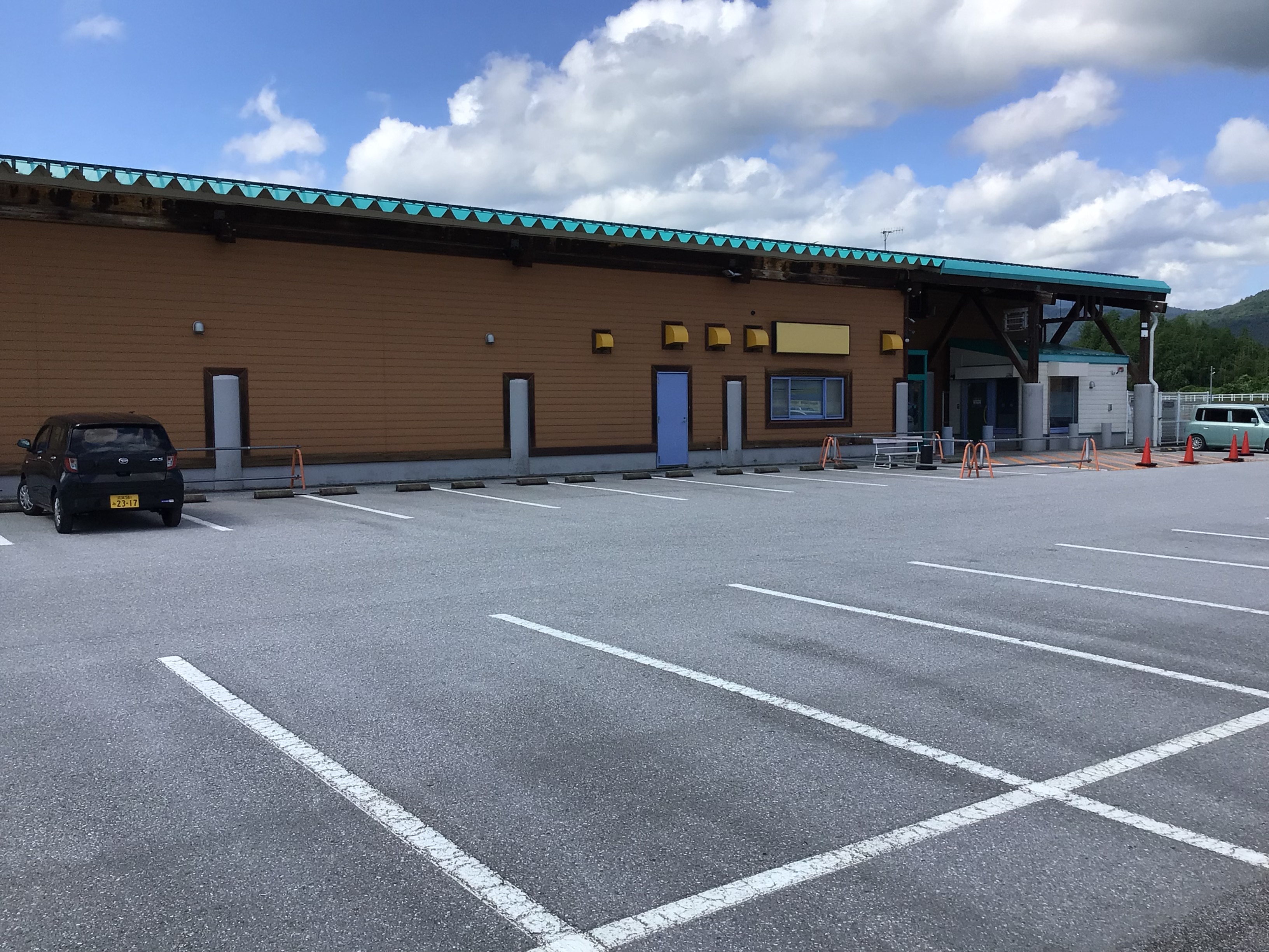 【ダイナム滋賀湖北店】キッチンカーや各種プロモーションイベントでの出店に最適なアミューズメント施設のイベントスペースの画像7