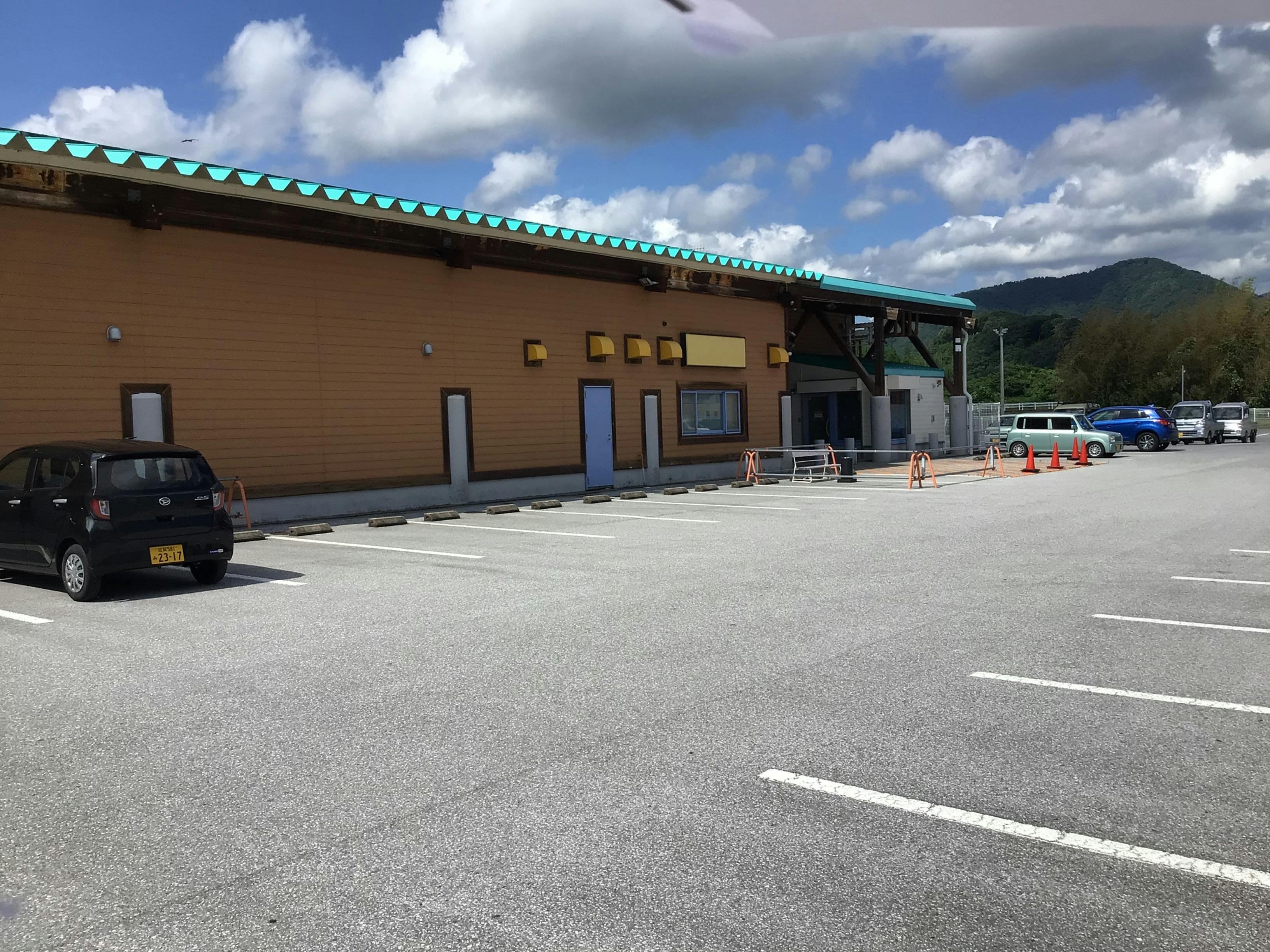 【ダイナム滋賀湖北店】キッチンカーや各種プロモーションイベントでの出店に最適なアミューズメント施設のイベントスペース