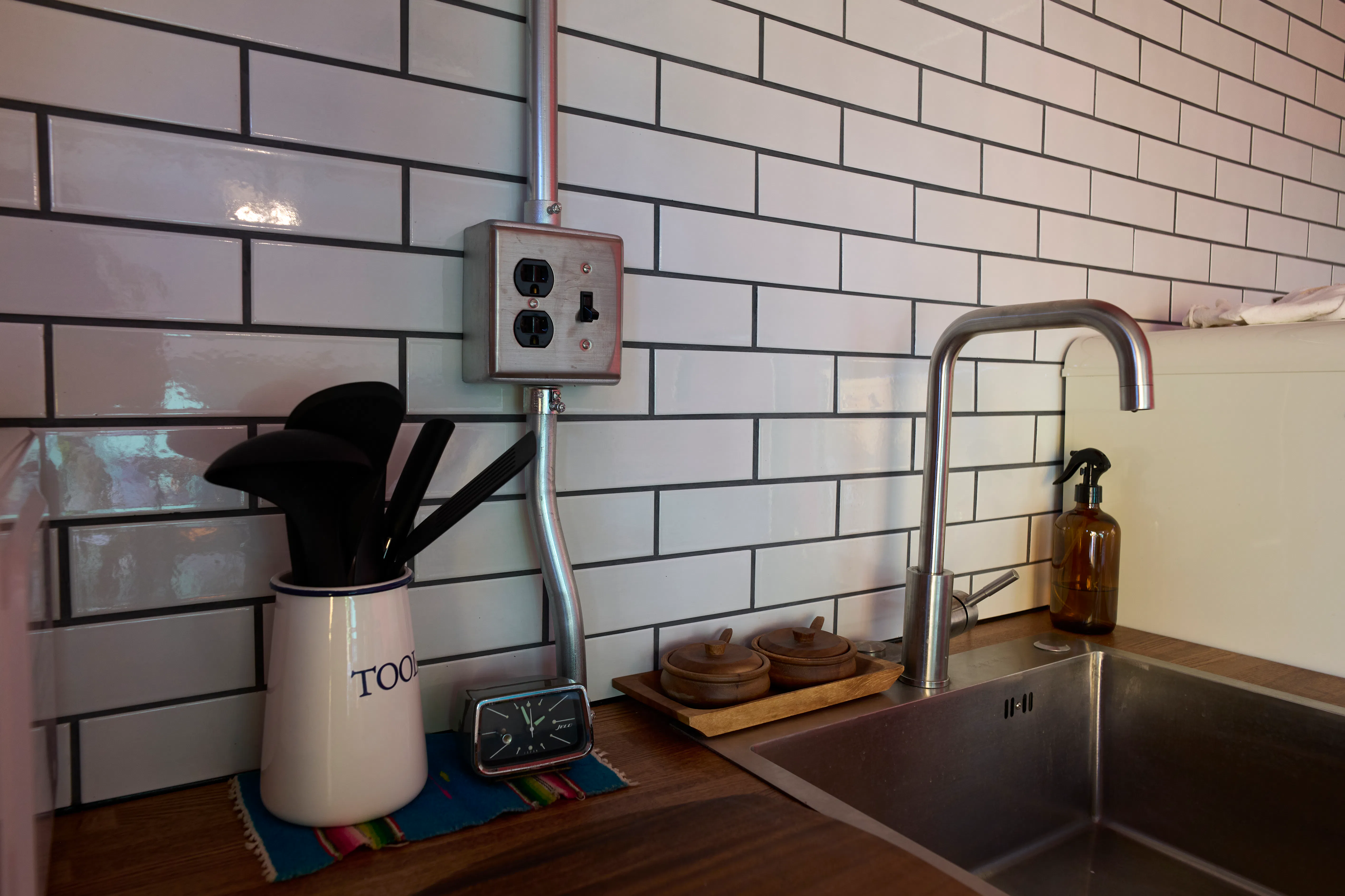 【明治神宮前〈原宿〉駅3分】アパレルのポップアップストアや展示会場に適している隠れ家立地のイベントスペース(トイレ、キッチン完備)(エレベーター無)