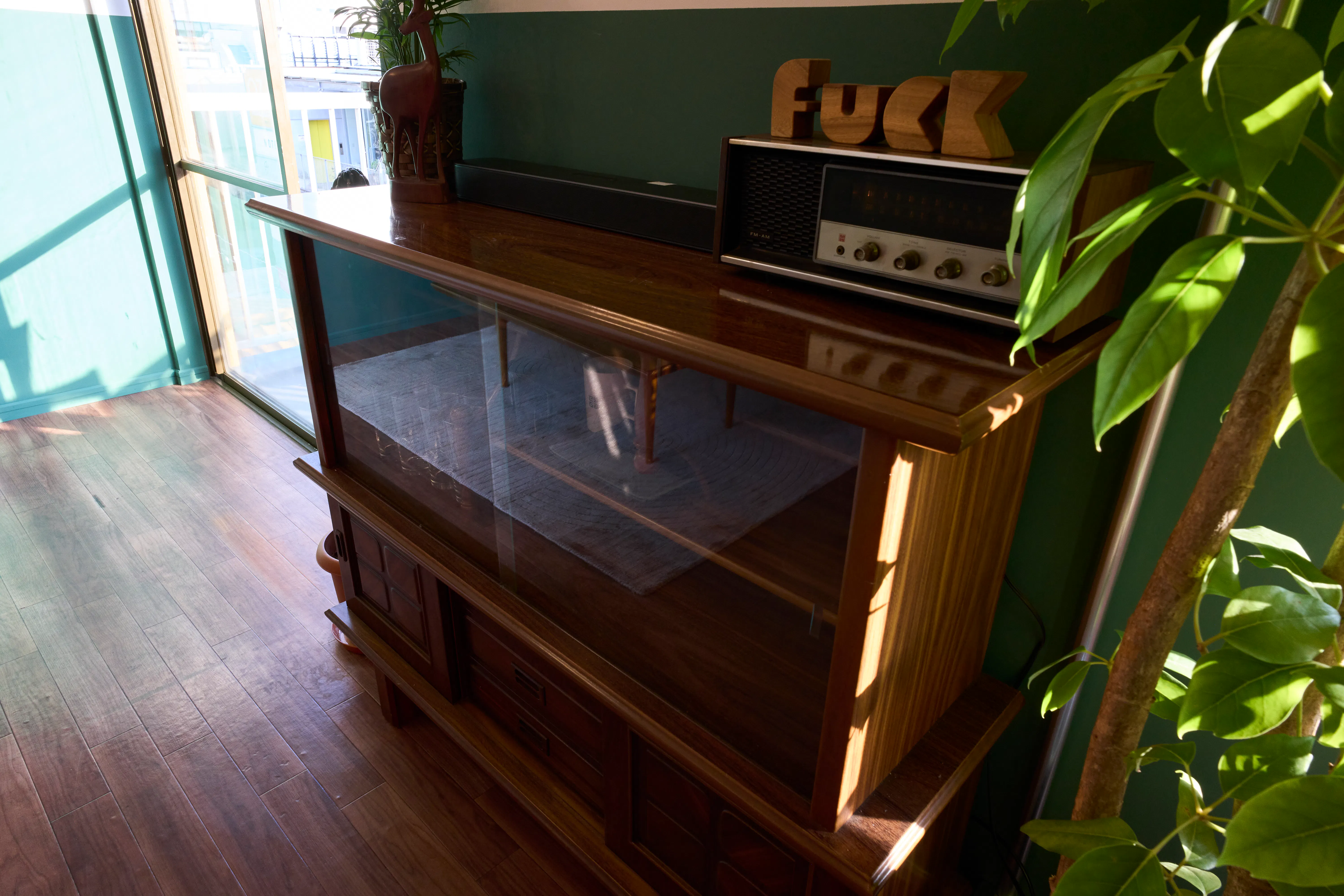 【明治神宮前〈原宿〉駅3分】アパレルのポップアップストアや展示会場に適している隠れ家立地のイベントスペース(トイレ、キッチン完備)(エレベーター無)