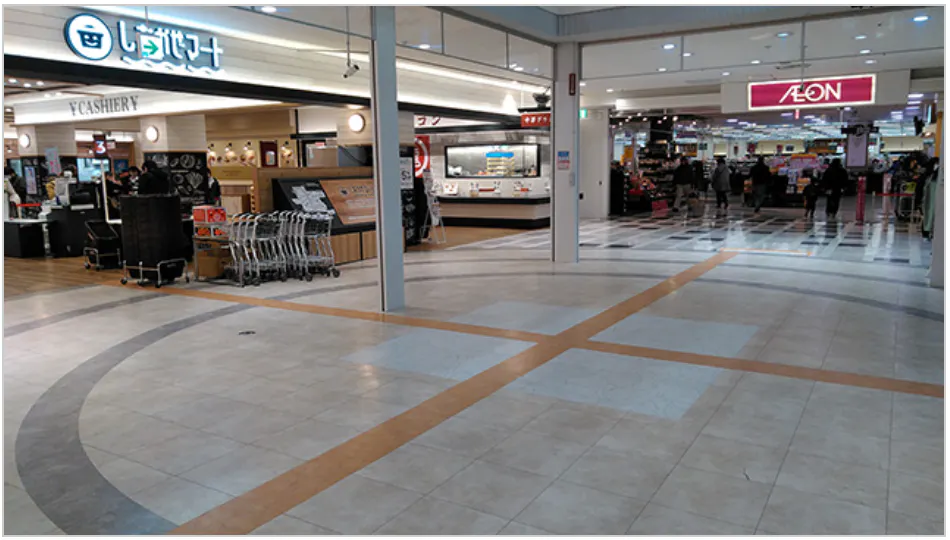 【イオンモール富津】イオンドラッグ前の画像