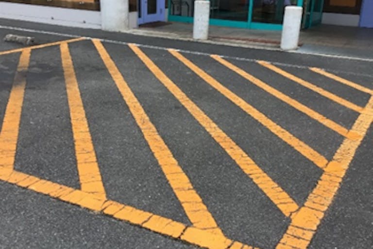 販売スペース (斜線内)