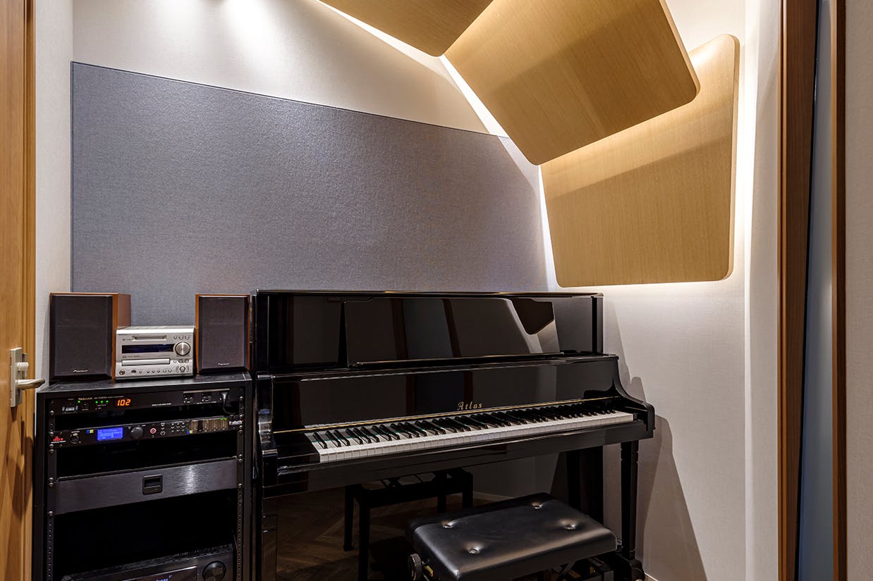 【恵比寿駅8分】展示会やセミナー、音出しイベントに適した本格的な音響や防音空間が特徴的なレンタルスペース