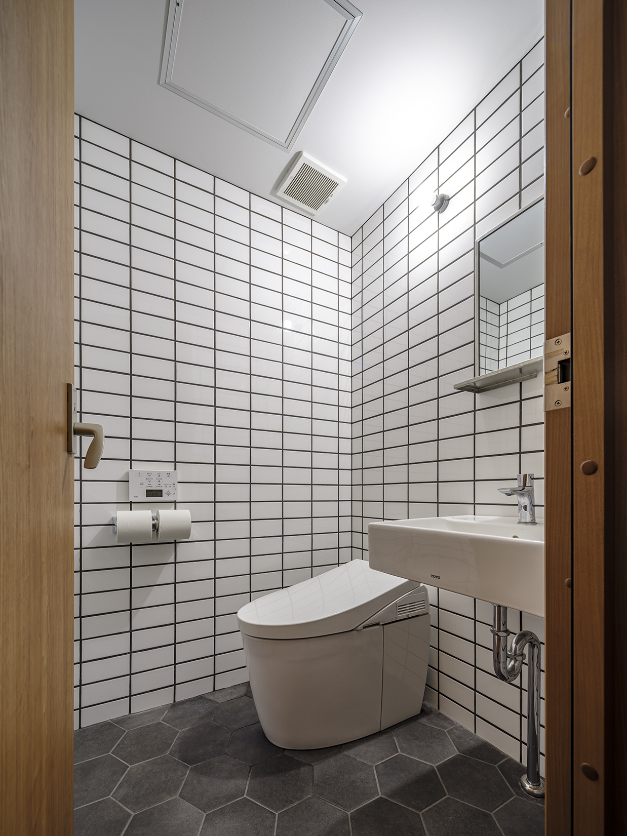 【恵比寿駅8分】展示会やセミナー、音出しイベントに適した本格的な音響や防音空間が特徴的なレンタルスペース