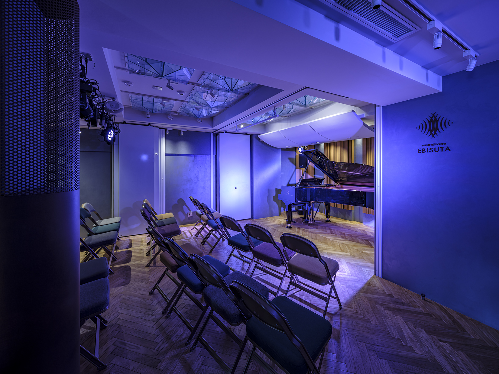 【恵比寿駅8分】展示会やセミナー、音出しイベントに適した本格的な音響や防音空間が特徴的なレンタルスペース