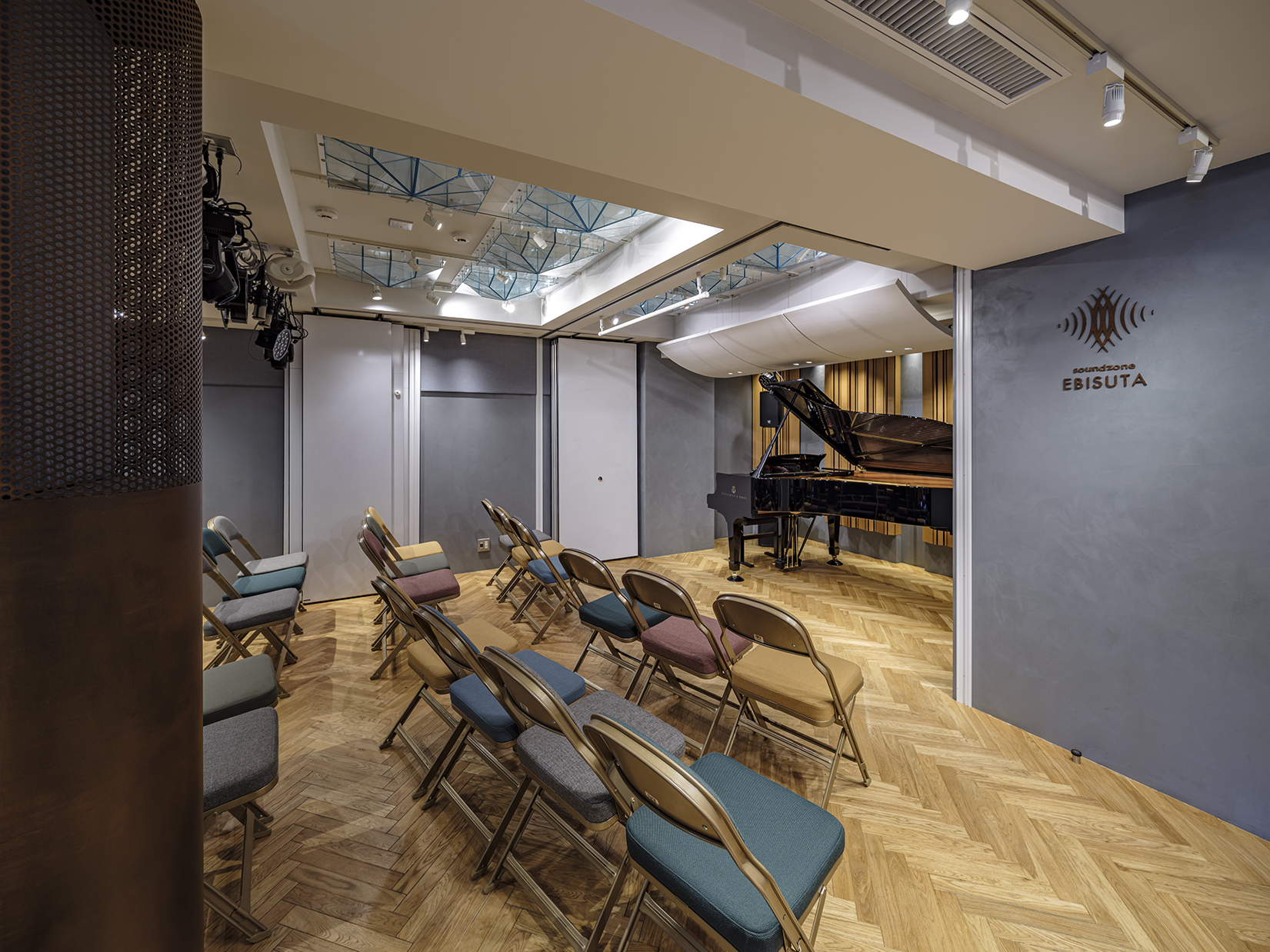 【恵比寿駅8分】展示会やセミナー、音出しイベントに適した本格的な音響や防音空間が特徴的なレンタルスペース