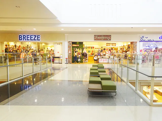 【イオンモール大和郡山】3階マーキーズ前