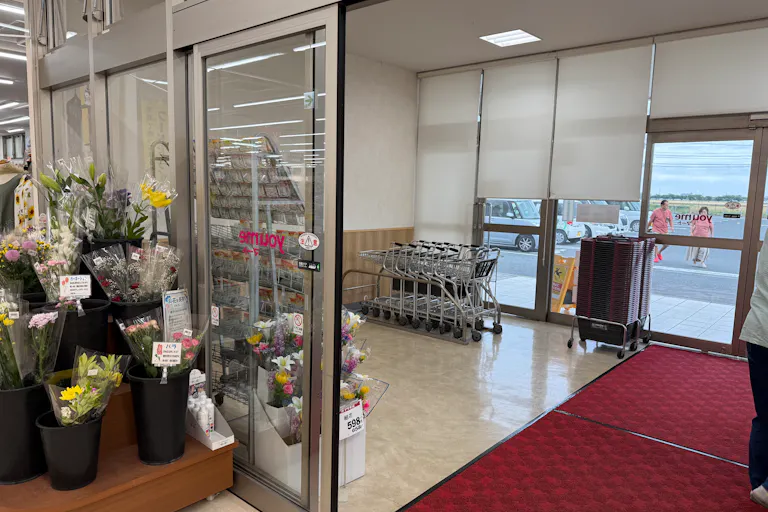 【ゆめマート 大刀洗】風除室 販促プロモーションや物販のポップアップストアにおすすめな催事イベントスペースの画像6