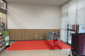 【ゆめマート 大刀洗】風除室 販促プロモーションや物販のポップアップストアにおすすめな催事イベントスペース