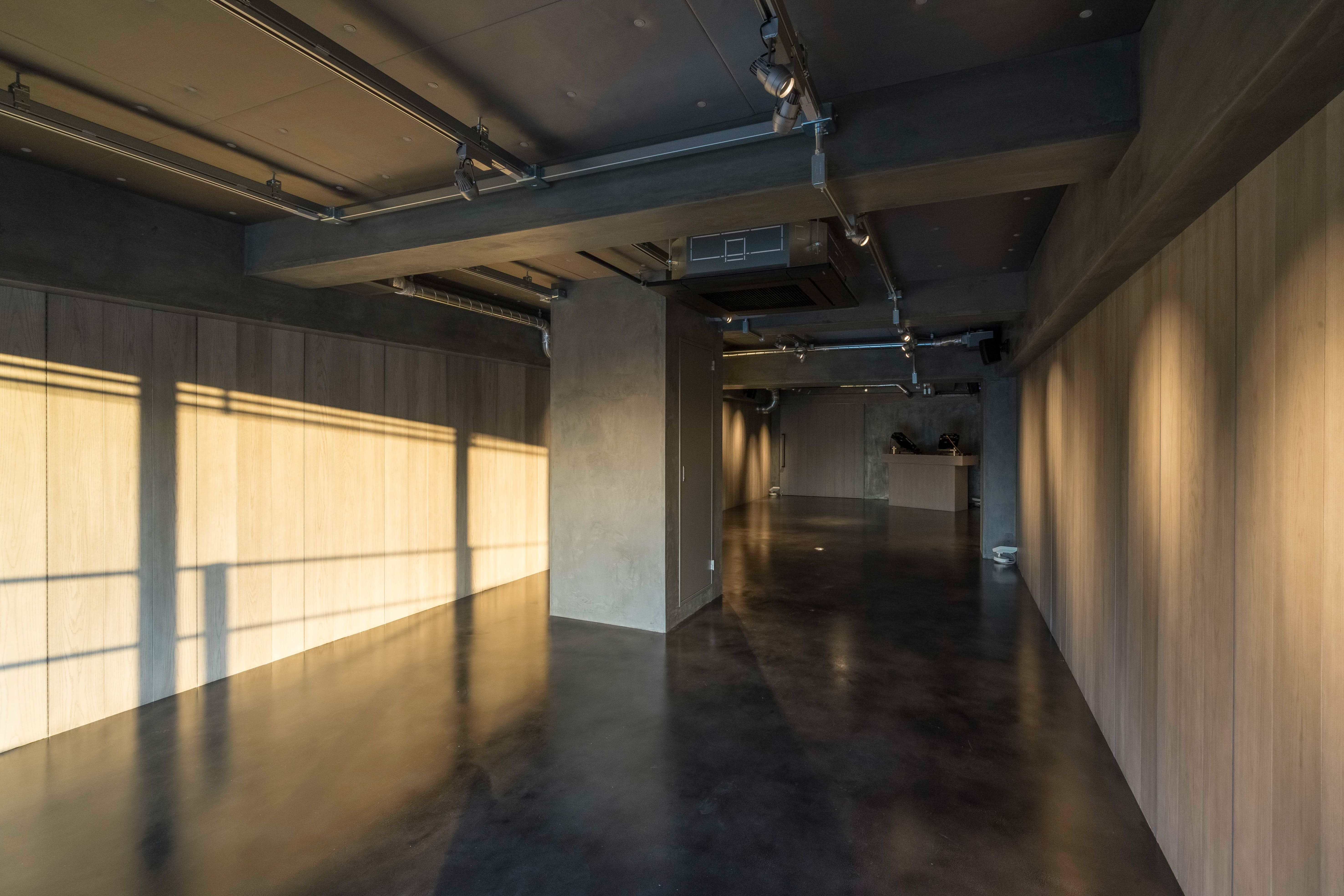 【三条駅2分／B】アパレルの展示会や招待制の受注販売会、アート展等のギャラリー用途に最適なモダンな雰囲気のイベントスペースの画像6