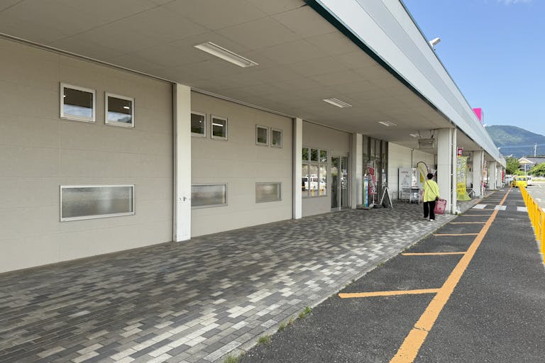 【ゆめマート 田川大任】屋外軒先 販促プロモーションや物販のポップアップストアにおすすめな催事イベントスペースの画像2