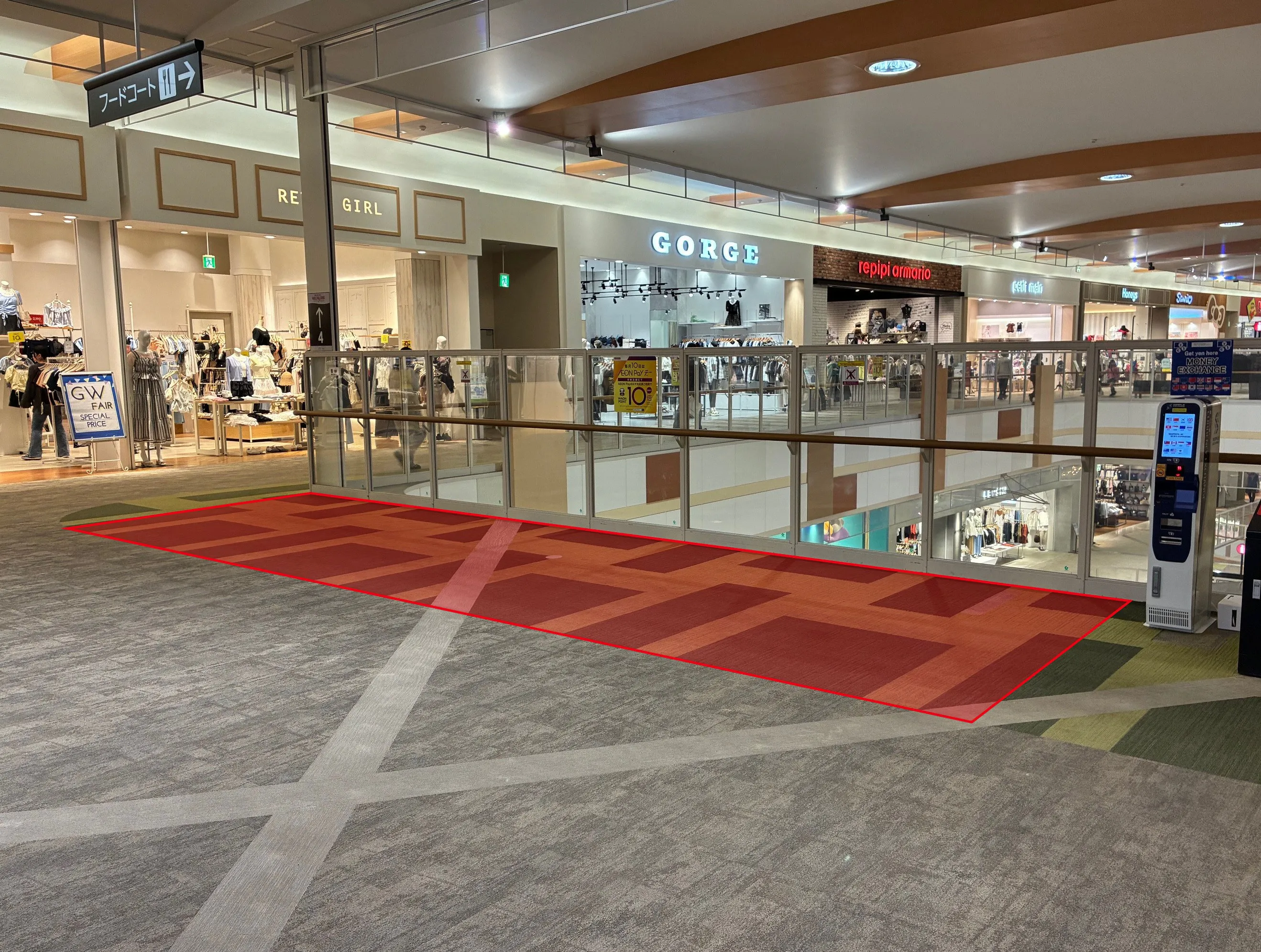 【イオンモール札幌発寒】レトロ前 (ﾌｰﾄﾞC前) ブリッジ