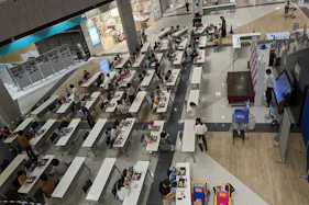 【イオンモール新小松】祭広場