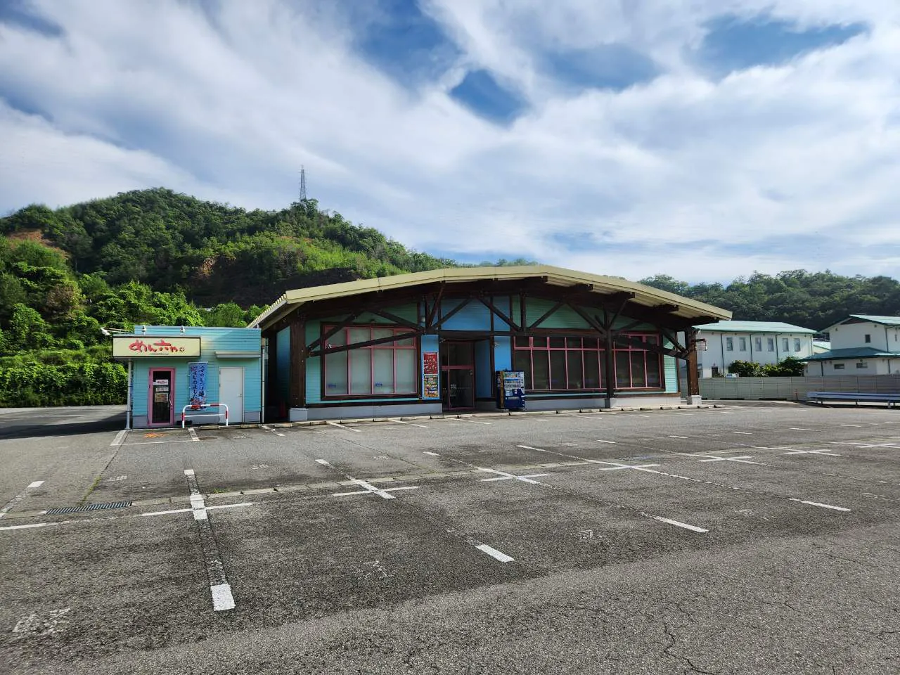 【ダイナム兵庫豊岡店ゆったり館】キッチンカーや各種プロモーションイベントに最適なアミューズメント施設のイベントスペース