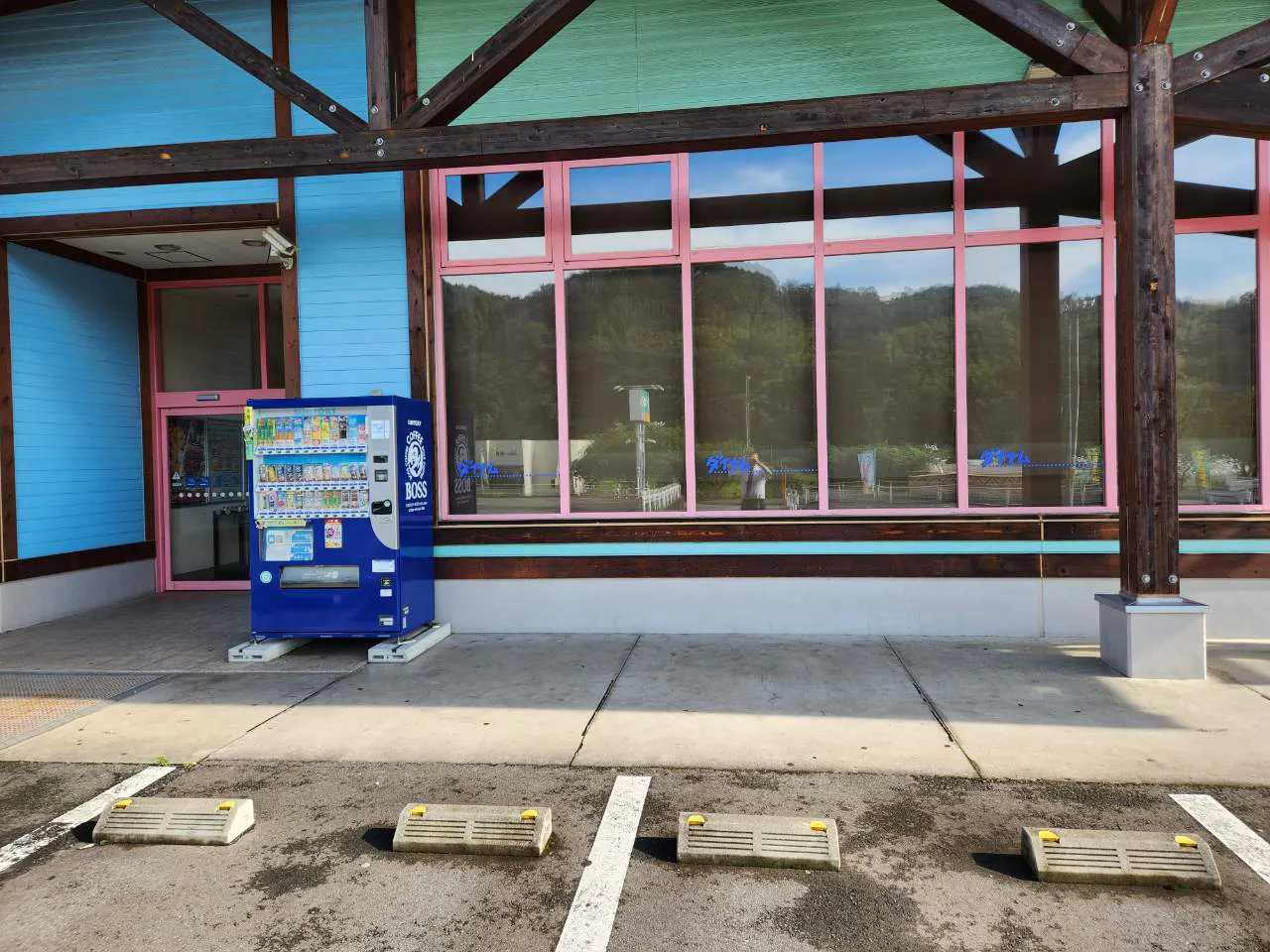 【ダイナム兵庫豊岡店ゆったり館】キッチンカーや各種プロモーションイベントに最適なアミューズメント施設のイベントスペース