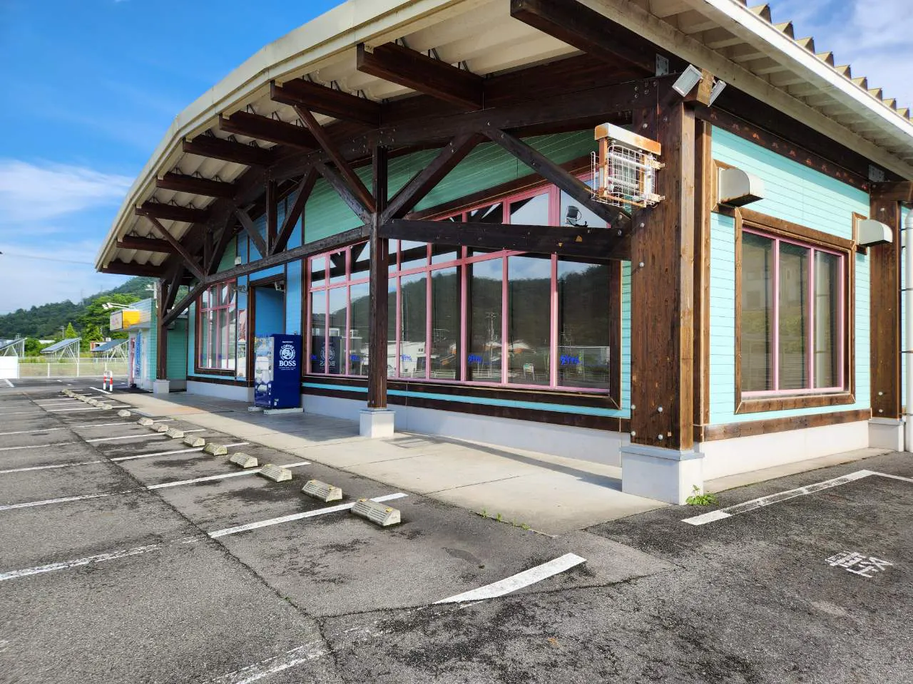 【ダイナム兵庫豊岡店ゆったり館】キッチンカーや各種プロモーションイベントに最適なアミューズメント施設のイベントスペース