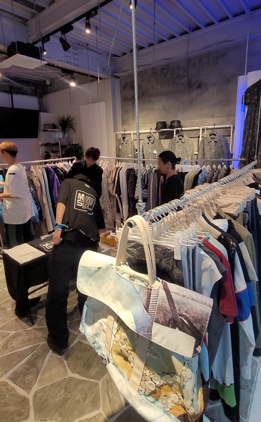 【竪町ストリート内中心の路面店】ポップアップストアや展示会に最適な多目的レンタルスペース　アパレル等ポップアップタテマチ