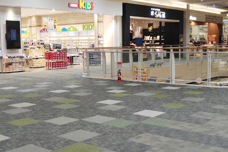 【イオンモール盛岡】2F 東ブリッジの画像1