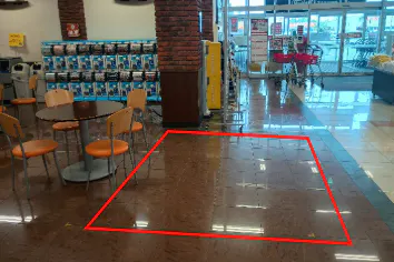 【マックスバリュ浜田店】イートイン内スペース 販促プロモーションに最適なスーパー店内催事イベントスペース