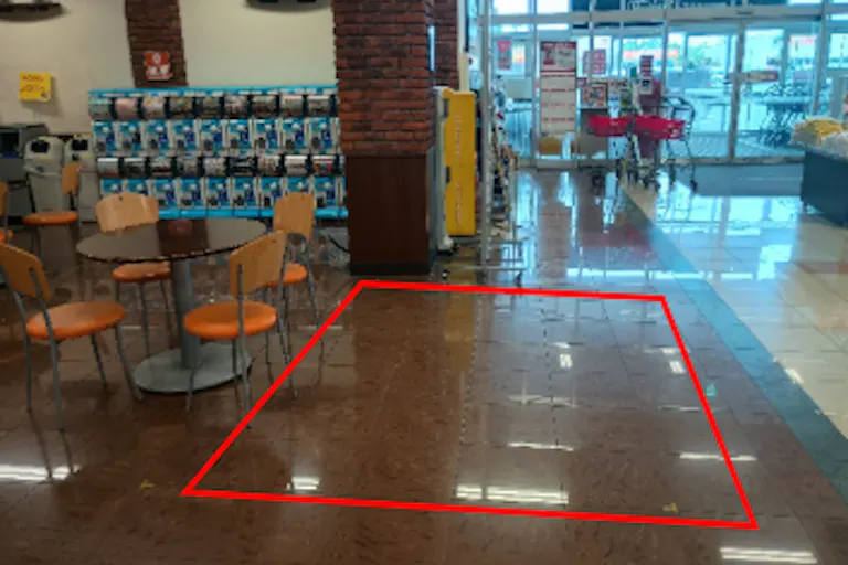 【マックスバリュ浜田店】イートイン内スペース 販促プロモーションに最適なスーパー店内催事イベントスペースの画像2
