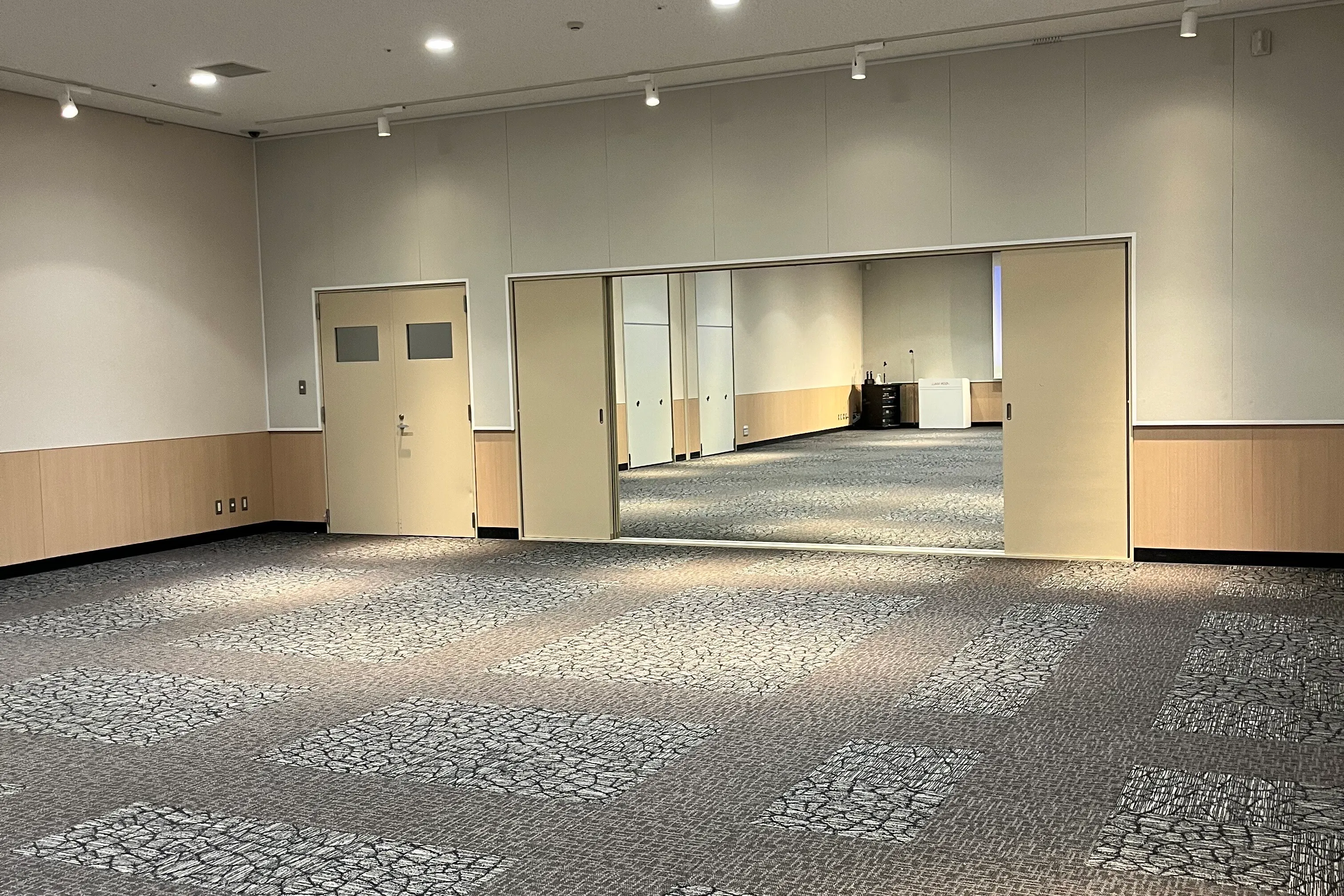 【イオンモールいわき小名浜】イオンホールB