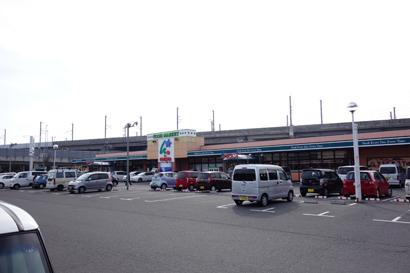 【フレスタ三原店】キッチンカーに利用可能な駐車場スペース