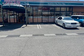 【フレスタ三原店】キッチンカーに利用可能な駐車場スペース