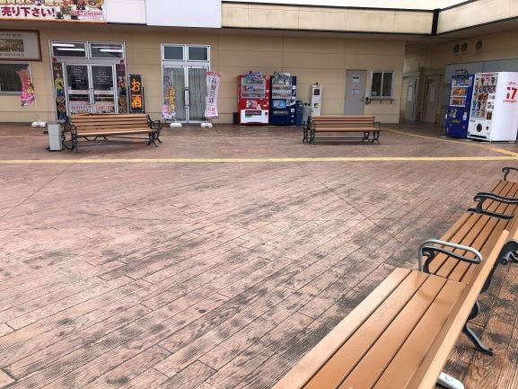 【フレスポ神辺モール】販促プロモーションやキッチンカー等の物販イベント利用が可能な中央広場屋外スペースの画像