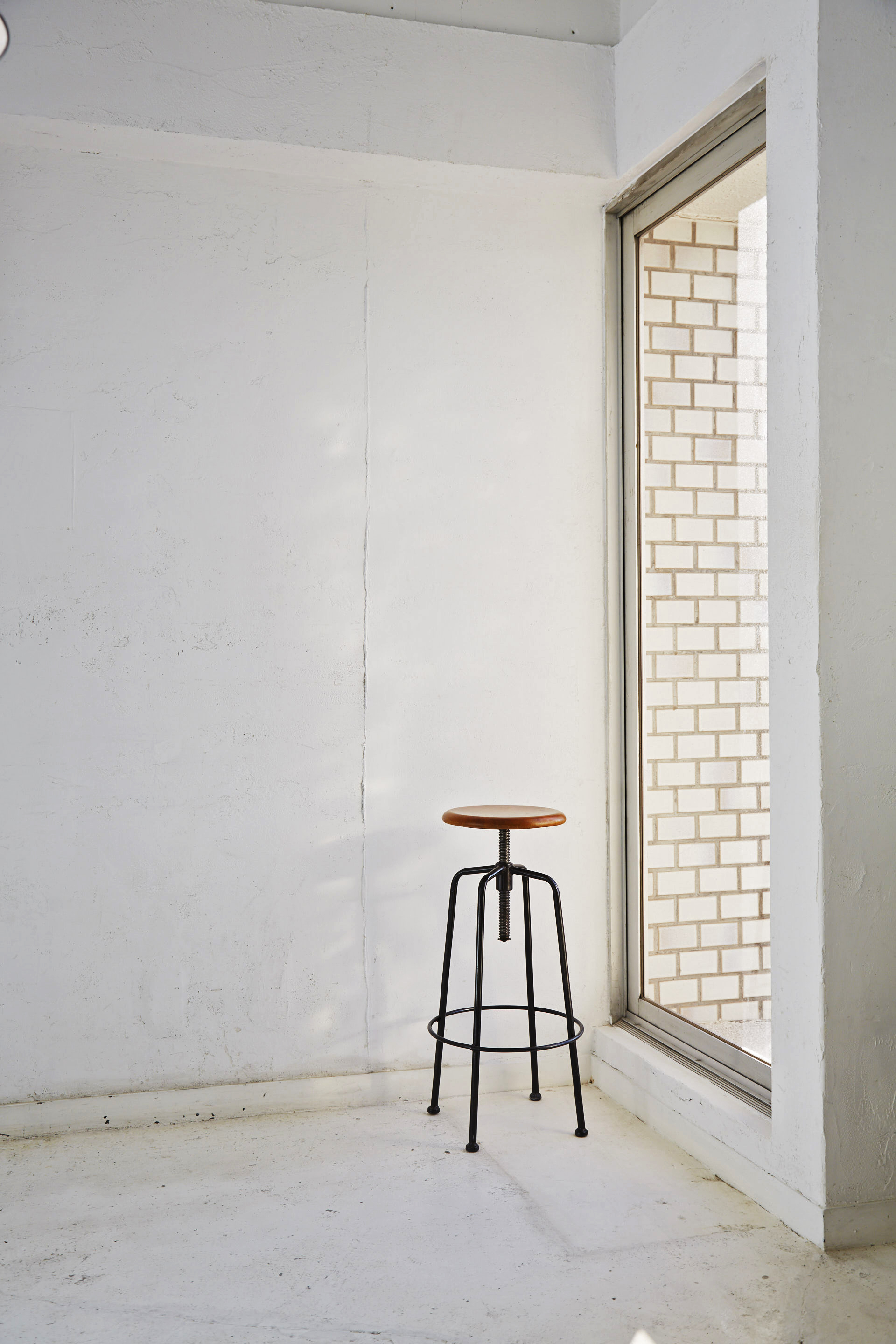 【外苑前駅1分】自然光あふれるシンプルモダンなスペース