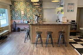 【大濠公園駅12分】展示会や食物販、ポップアップストアに適した海沿い・眺望抜群のスペース