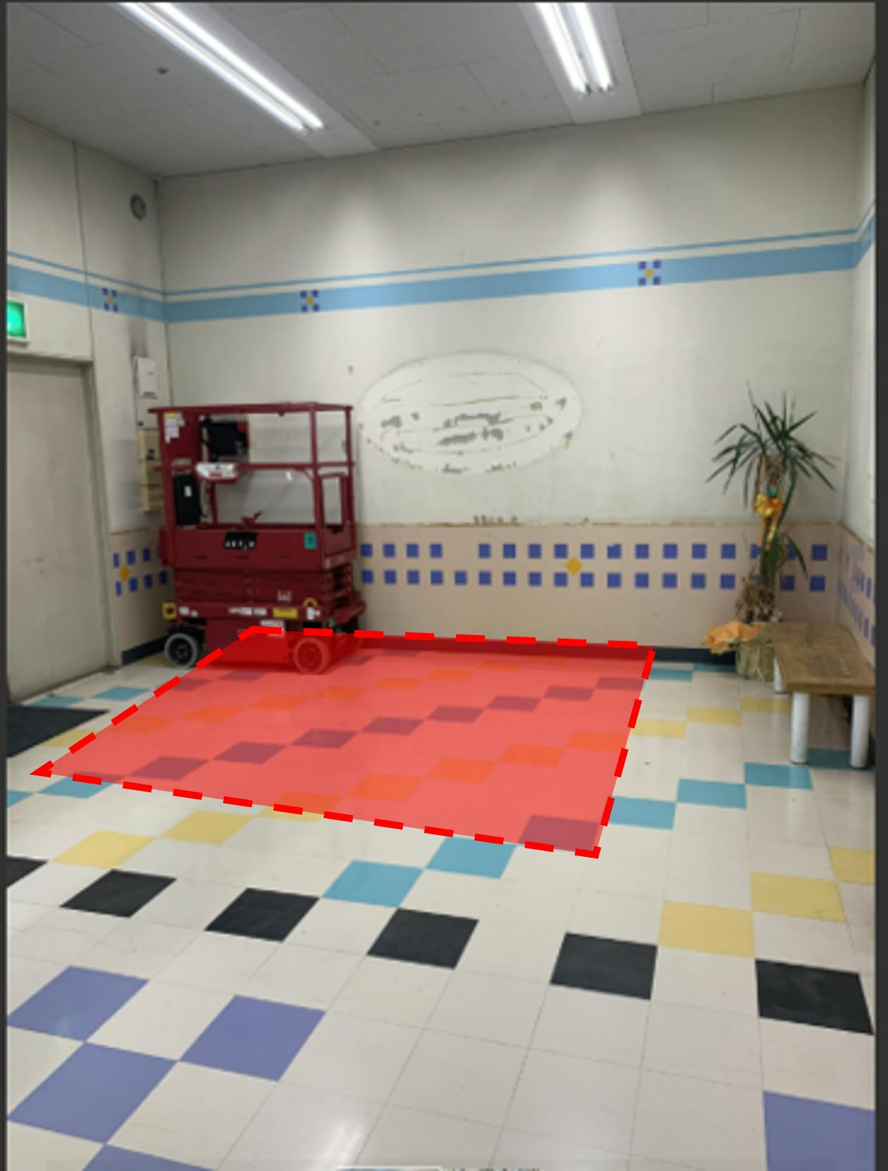 【ミスターマックス 伊勢崎店】カット専門店横フリースペース 販促プロモーションや物販用途に最適な総合ディスカウントストアの催事イベントスペースの画像