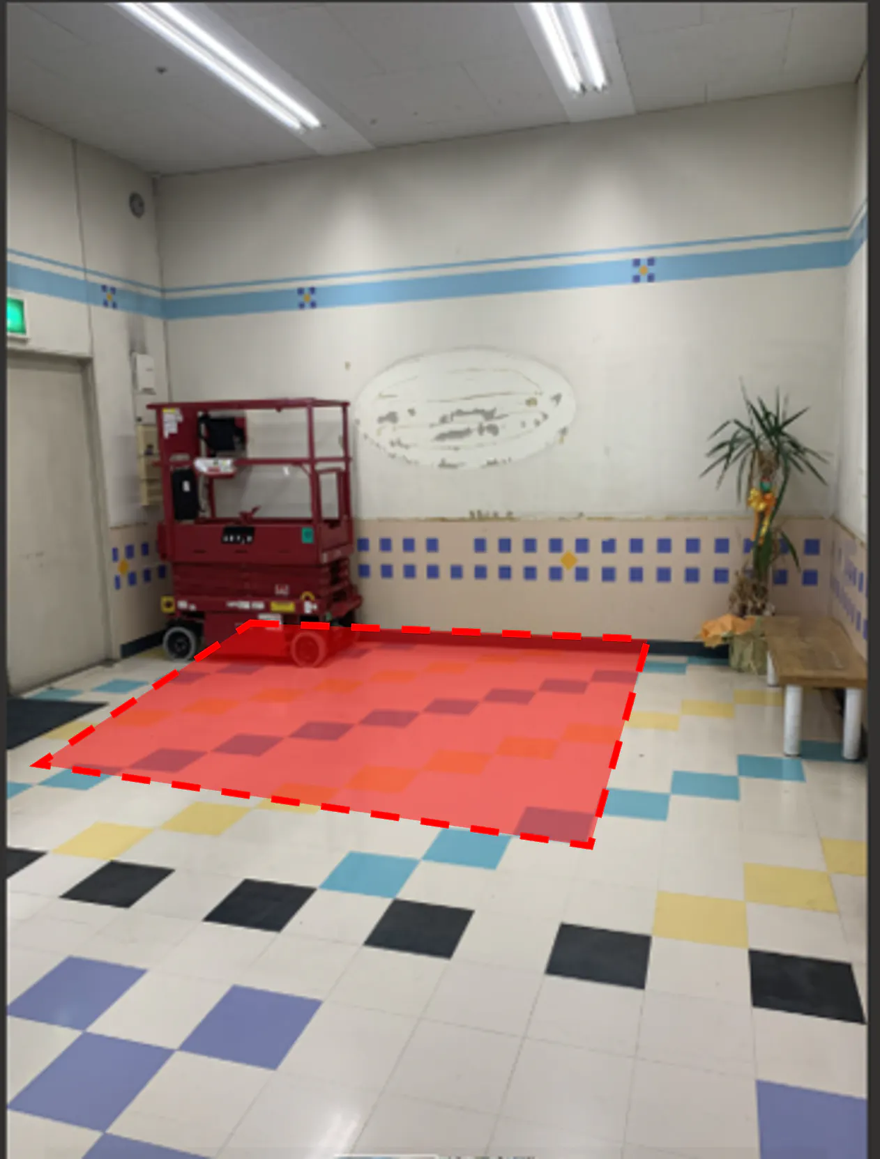 【ミスターマックス 伊勢崎店】カット専門店横フリースペース 販促プロモーションや物販用途に最適な総合ディスカウントストアの催事イベントスペース