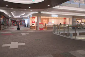 【イオンモール千葉ニュータウン】モール棟2F中央十字路