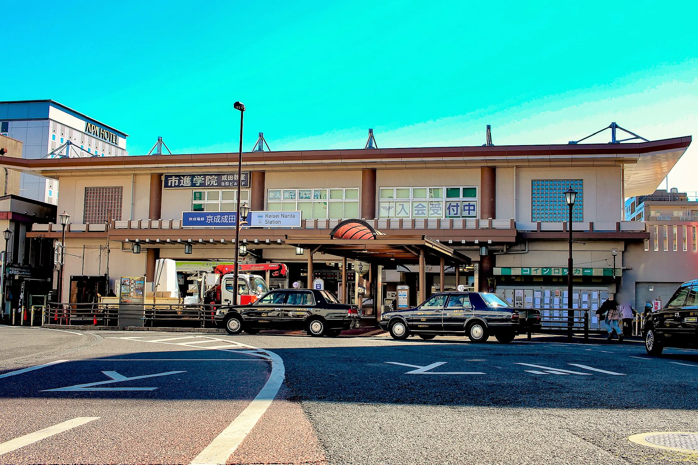 【京成成田駅】食物販やポップアップストアに最適な人の流動が多い改札前コンコース