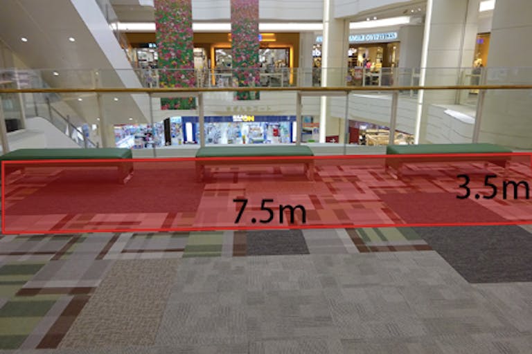 【イオンモール神戸北】2F さざんかブリッジ(アイシティ前)※ベンチ有の画像1