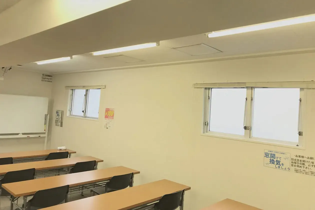 【高崎白銀ビル貸会議室】第二会議室(47㎡)|最大30名収容・設備無料|販売利用OK