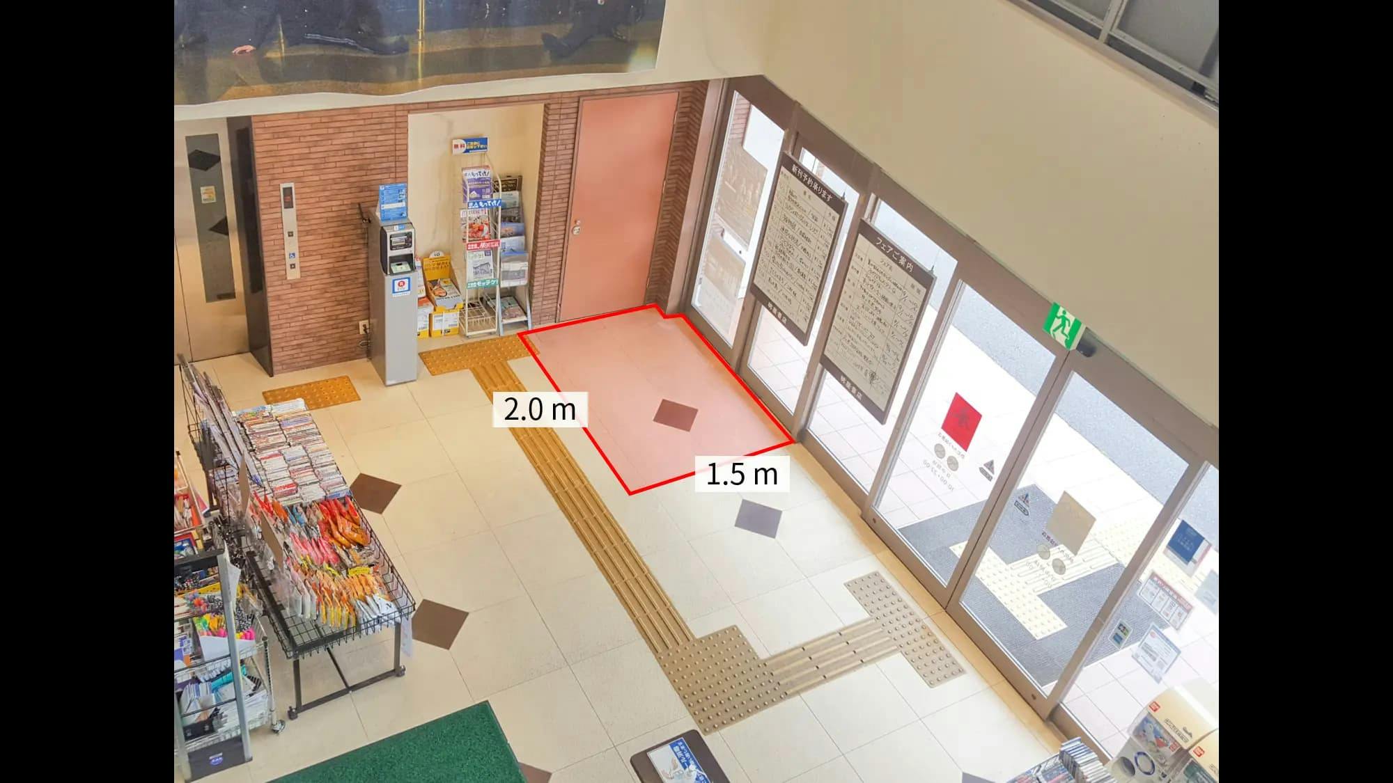 【明屋書店MEGA大内店】プロモーションや物販に最適！県内屈指の大型書店正面入口横にある催事スペースの画像