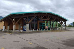 【ダイナム福井勝山店ゆったり館】キッチンカーやプロモーションイベントの開催に最適なアミューズメント施設のイベントスペース