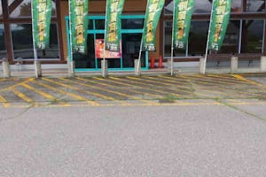 【ダイナム福井勝山店ゆったり館】キッチンカーやプロモーションイベントの開催に最適なアミューズメント施設のイベントスペース